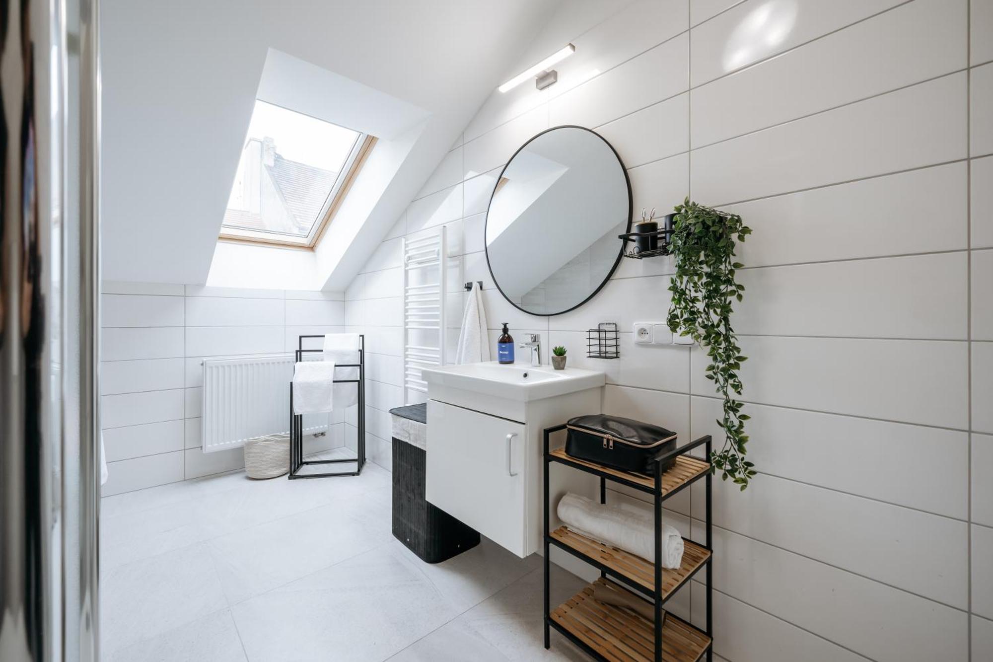 Apartmán Days - 2bdr - Workspace - Netflix - Quiet Area *