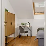 Prague Days - 2Bdr Apt - Workspace - Netflix - Quiet Area