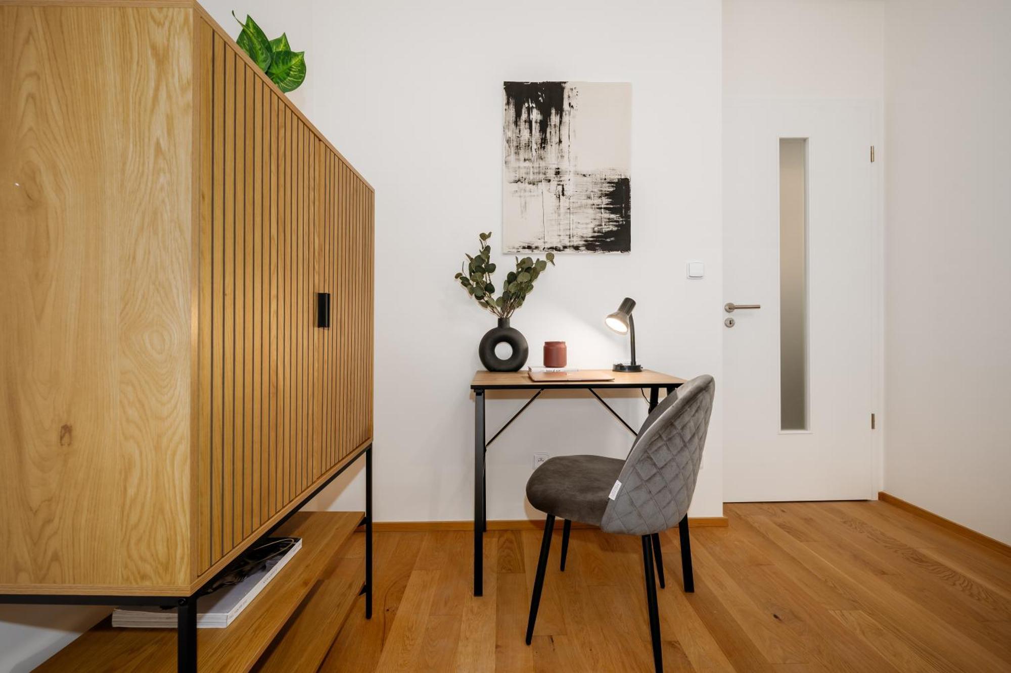 Days - 2bdr - Workspace - Netflix - Quiet Area Apartmán Praha