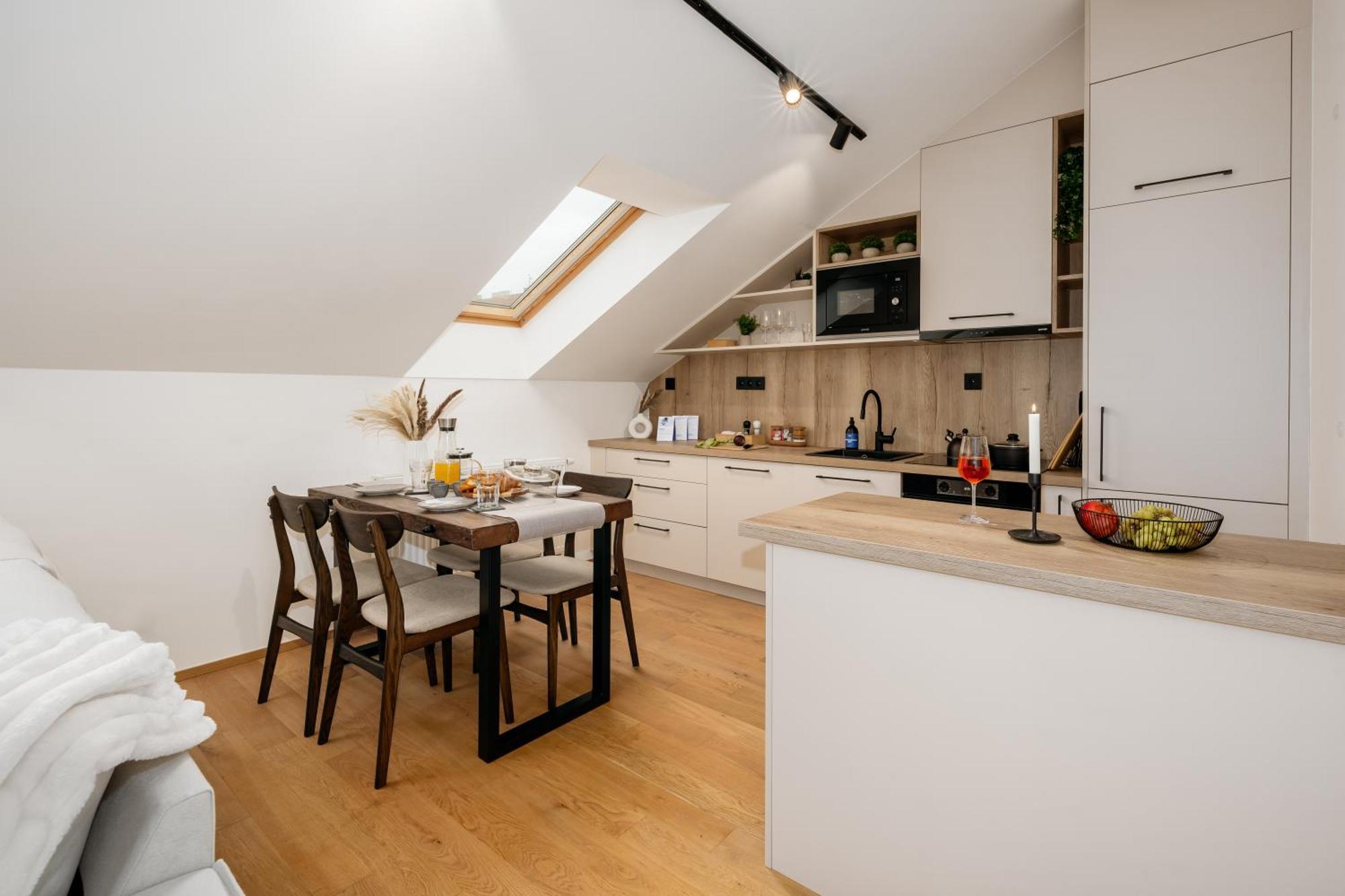 Apartmán Days - 2bdr - Workspace - Netflix - Quiet Area Praha