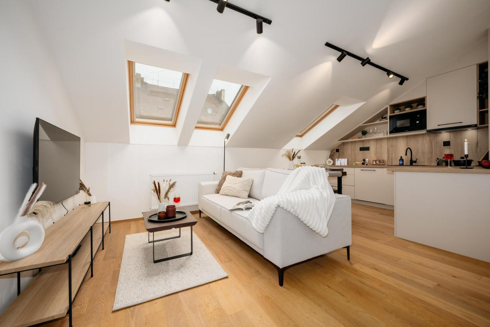 Days - 2bdr - Workspace - Netflix - Quiet Area Apartmán *